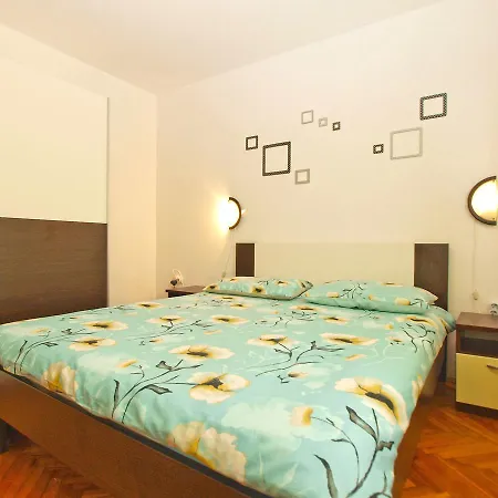 Mirjana 1556 *